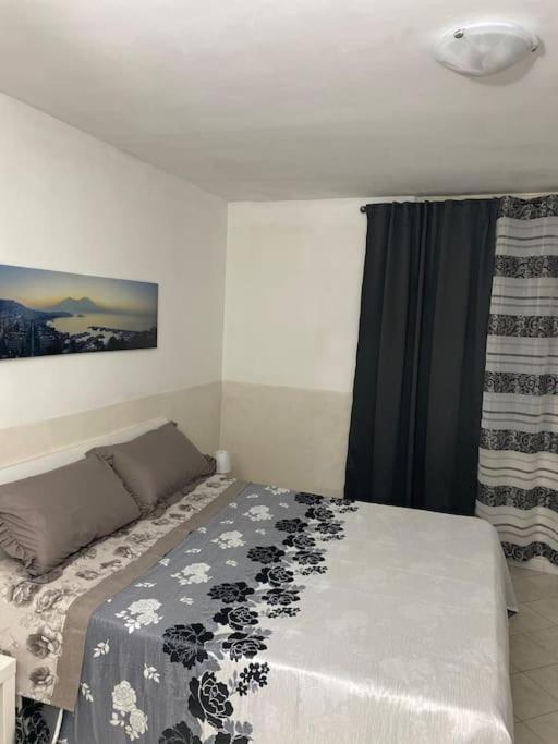 Вилла Casa Elena - Casa Vacanze Napoli Centro Экстерьер фото