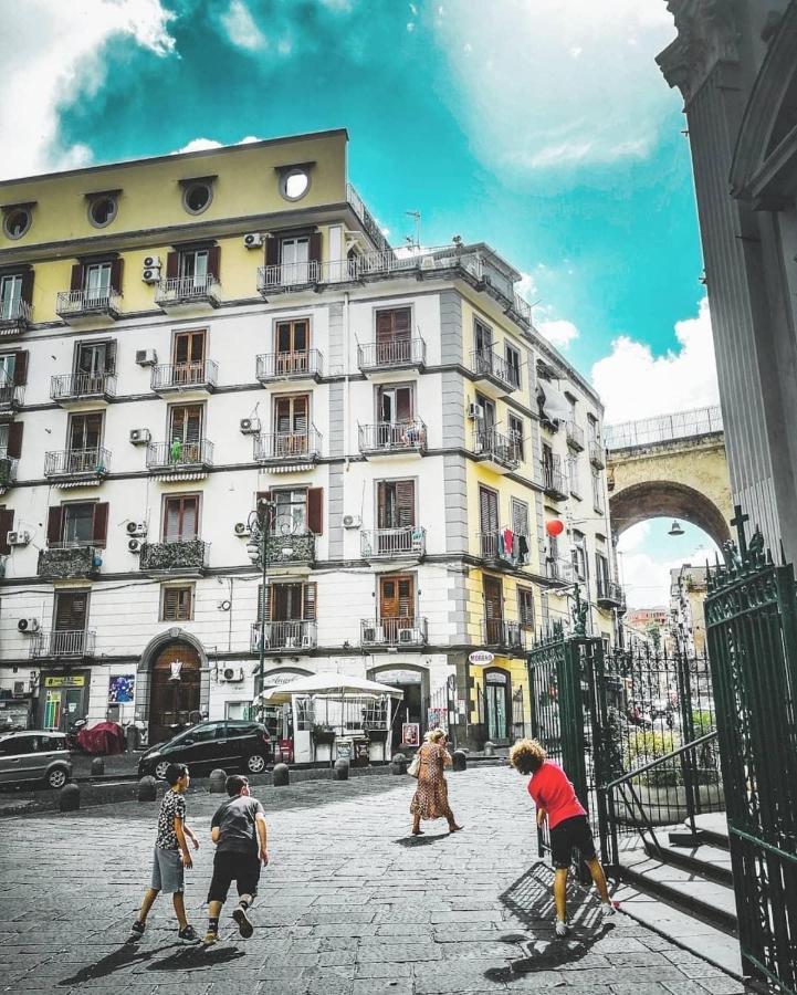 Вилла Casa Elena - Casa Vacanze Napoli Centro Экстерьер фото