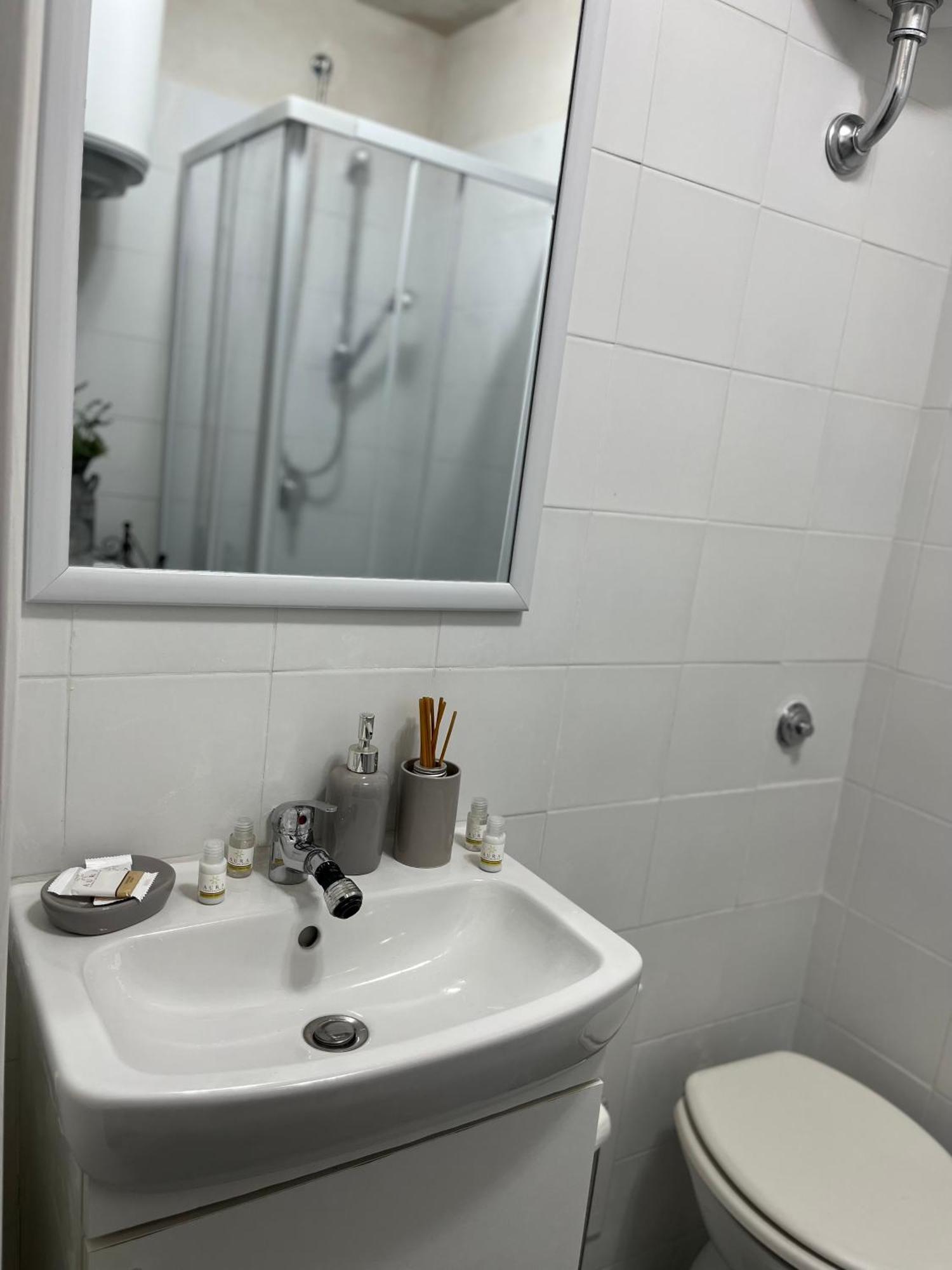 Вилла Casa Elena - Casa Vacanze Napoli Centro Экстерьер фото